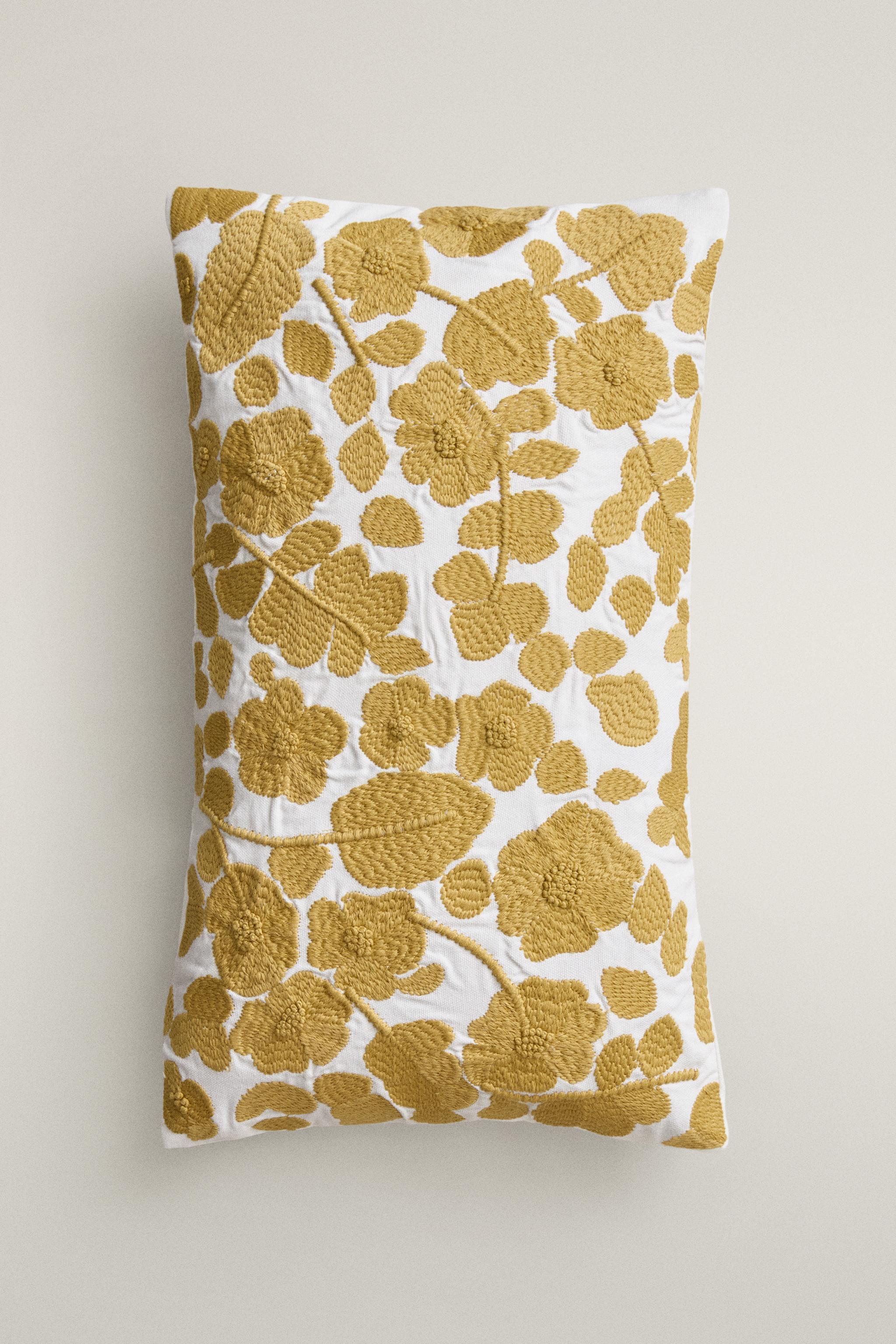 HOUSSE DE COUSSIN FLEUR BRODÉE